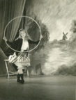 Cap Over Mill (Gore, 1940): Sally Gilmour. Photo © Esmond Wilson. RDC/PD/01/108/1
