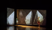 Flight (Dziezron, 2016): Edit Domoszlai, Simone Damberg Wurtz. Photo © Johan Persson.