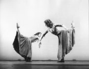 Kuyaiki (Sherwood, 1977): Lucy Burge, Catherine Becque. Photo © Alan Cunliffe. RDC/PD/01/276/2