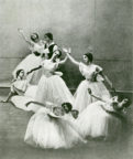 Les Sylphides (Fokine, 1907/1930): Tamara Karsavina, Harold Turner (back row), Lyric Hamersmith, 1930. Photo © Armand Console. RDC/PD/01/30/2